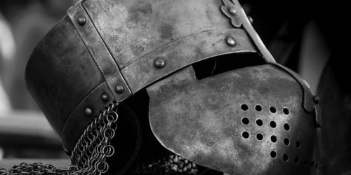 Casco caballero cruzada, C&aacute;taros, Albiguenses