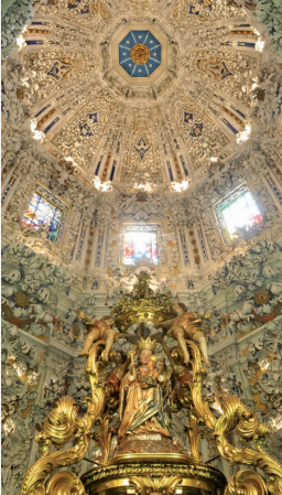 Decoraci&oacute;n del camar&iacute;n de la virgen de la victoria
